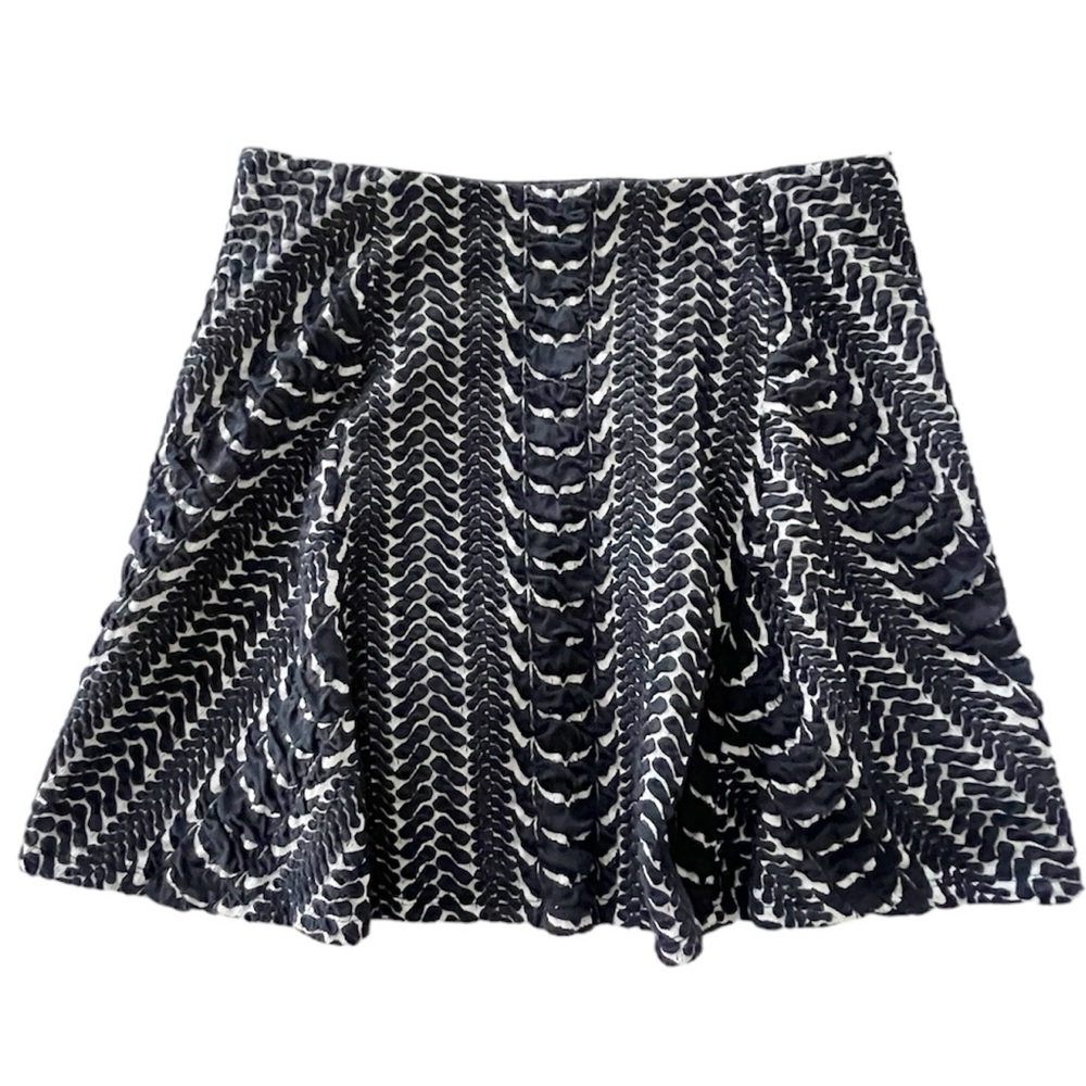 Zara blue and white print elastic waist skirt small